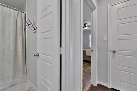 Entry Way - 20 Ridgeway Dr, Coldspring, TX 77331 photo 1 of 2
