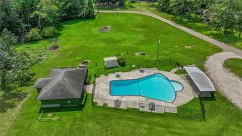 Exterior - 20 Ridgeway Dr, Coldspring, TX 77331 photo 5 of 5