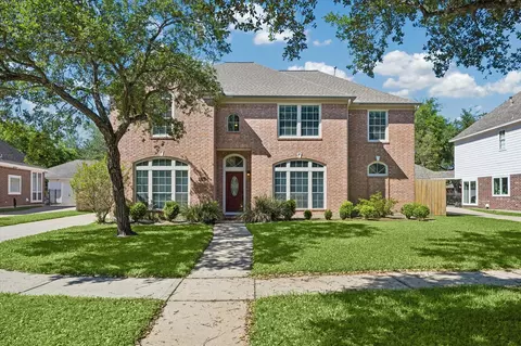 2209 Summer Reef Dr, League City, TX 77573