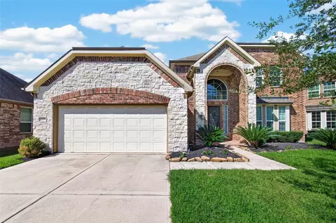 3211 Golden Honey Ln, Richmond, TX 77406