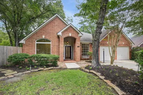 30 Skyland Pl, The Woodlands, TX 77381