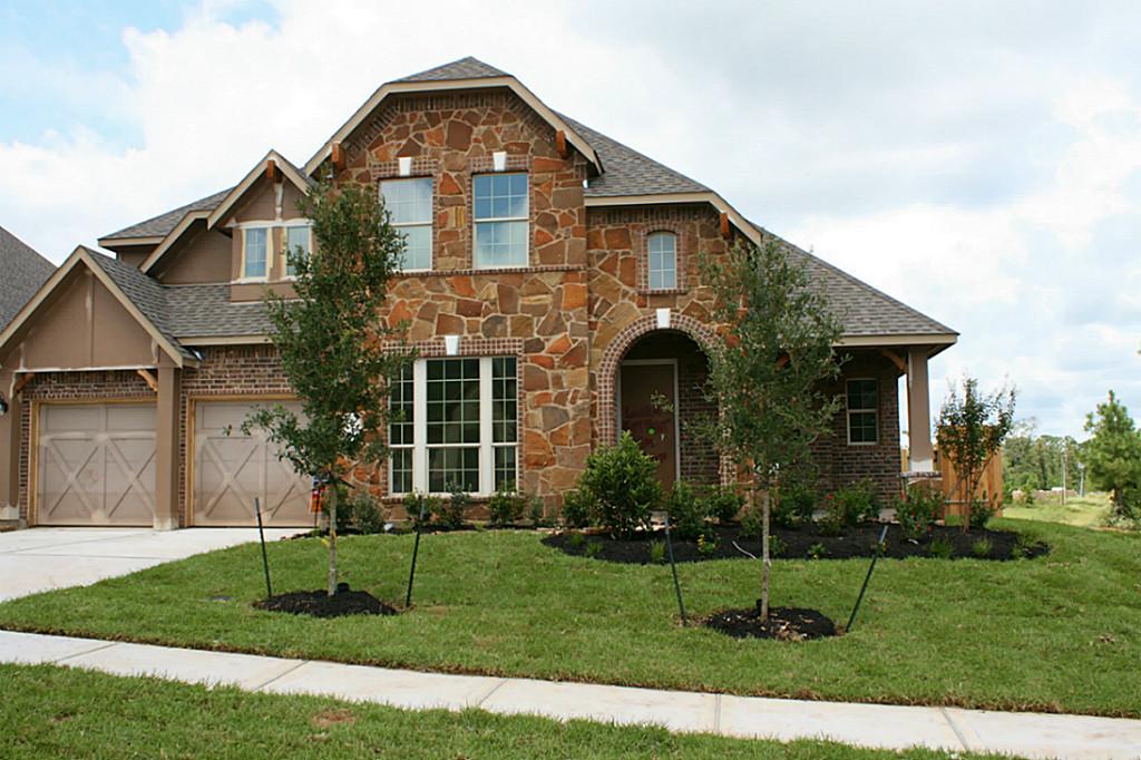 2049 Forest Hvn, Conroe, TX 77384 photo 1