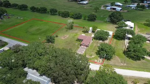 6623 Mildred Rd, Needville, TX 77461
