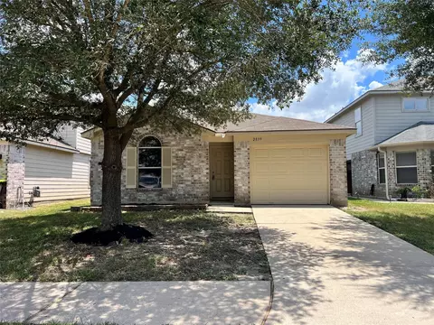 2839 Oakland Brook St, Houston, TX 77038