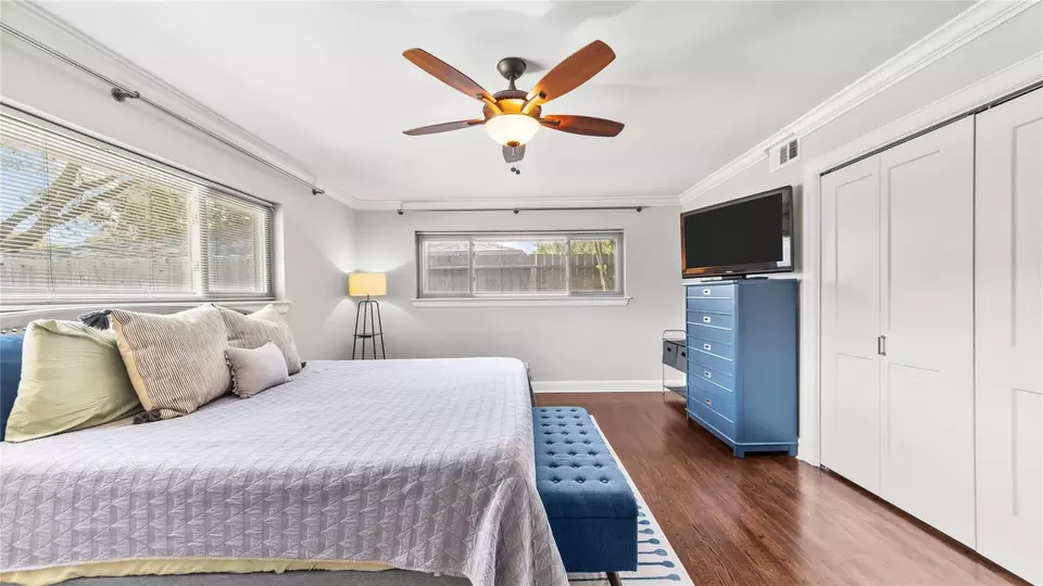 Bedroom - 11003 Crestmore St, Houston, TX 77096 photo 2 of 3