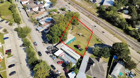 6239 Griggs Rd, Houston, TX 77023
