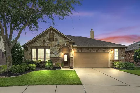 9997 Willow Falls Ln, Brookshire, TX 77423