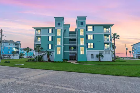 26441 Cat Tail Dr #202, Galveston, TX 77554