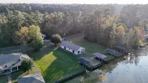 View/Area - 170 W W Crk, Trinity, TX 75862 photo 11 of 12