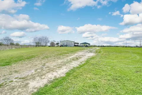 1440 Mustang Loop, Madisonville, TX 77864