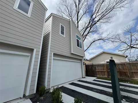 3226 Drew St, Houston, TX 77004