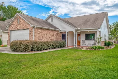 6974 Gentle Breeze Dr, Willis, TX 77318 photo 1