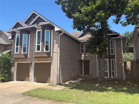 1664 Beaconshire Rd, Houston, TX 77077
