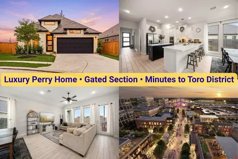 8711 Harbor Pines Dr, Cypress, TX 77433