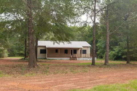 2052 County Road 114, Centerville, TX 75833