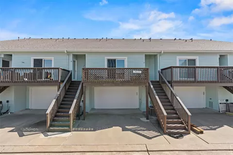 3100 75th St #13, Galveston, TX 77551