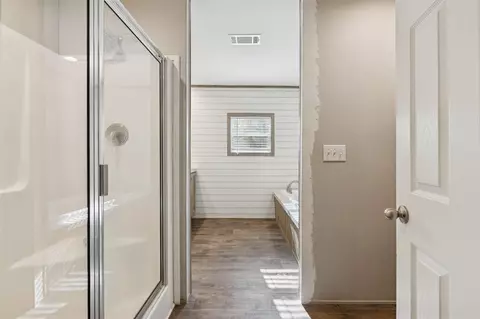 Entry Way - 146 Marina Dr, Trinity, TX 75862 photo 2 of 3