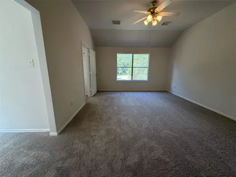 Living - 67 Marble Rock Pl, Spring, TX 77382 photo 4 of 4