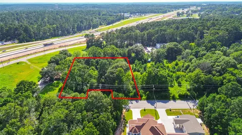 3800 Boettcher Dr, Huntsville, TX 77340