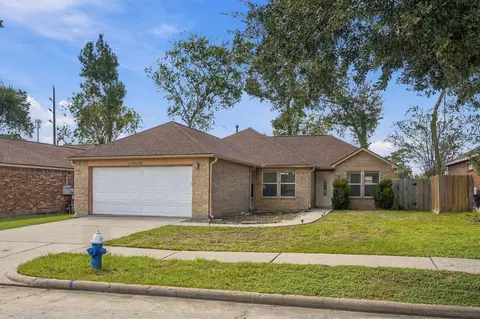Exterior - 23619 Summer Pine Dr, Spring, TX 77373 photo 4 of 4