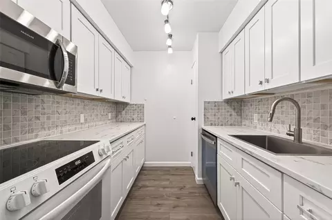 12500 Sandpiper Dr #5, Houston, TX 77035