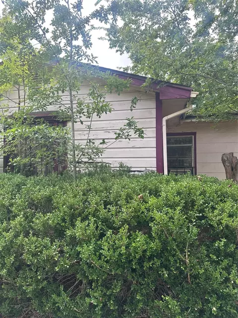 2308 Russell St, Houston, TX 77026
