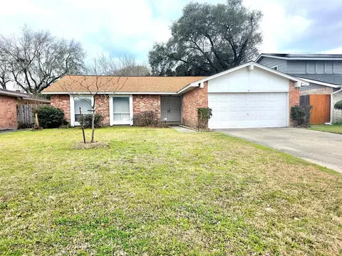 8519 Riverside Walk Ln, Houston, TX 77064