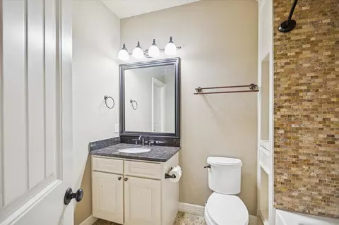 Bath - 4114 Tee Tree Ct, Spring, TX 77386 photo 3 of 5