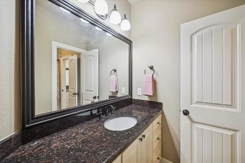 Bath - 4114 Tee Tree Ct, Spring, TX 77386 photo 5 of 5