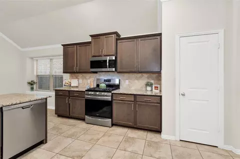 Kitchen - 3545 Brian Valley Ct, Spring, TX 77386 photo 2 of 2