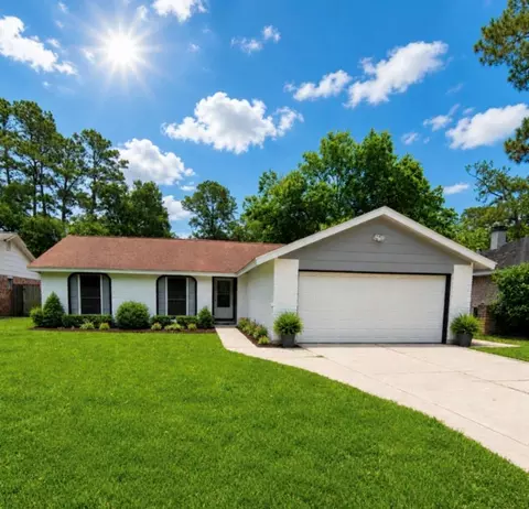 16710 Bonnie Sean Dr, Spring, TX 77379
