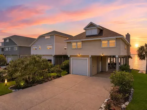 243 Isles End Rd #RR2, Galveston, TX 77554