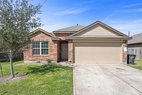 715 Harvest Bluff Dr, Rosharon, TX 77583