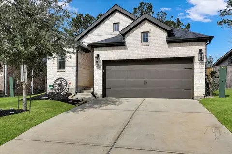122 Hidden Peak Dr, Montgomery, TX 77316