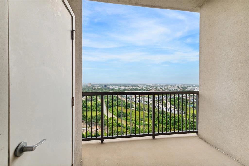 3333 Allen Pkwy Unit 2607  