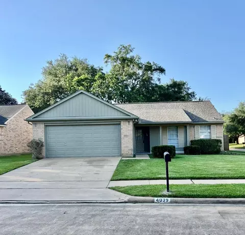 4039 Blacksmith Ln, Sugar Land, TX 77479