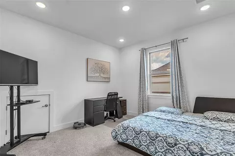 Bedroom - 148 Jacksdaw Dr, Austin, TX 78737 photo 5 of 5