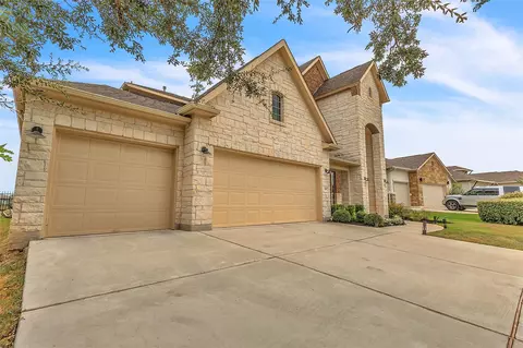 Exterior - 148 Jacksdaw Dr, Austin, TX 78737 photo 3 of 5