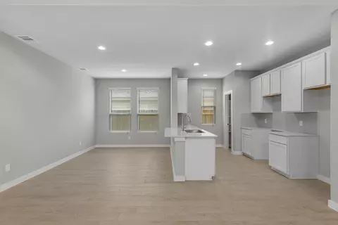 Living - 3122 Spitfire Dr, Rosenberg, TX 77471 photo 1 of 4