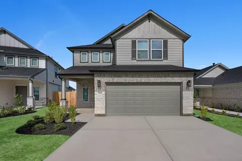 Exterior - 3122 Spitfire Dr, Rosenberg, TX 77471 photo 3 of 5