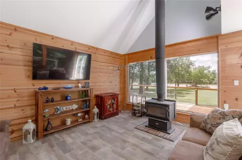 Living - 172 Lake Dr, Trinity, TX 75862 photo 3 of 3