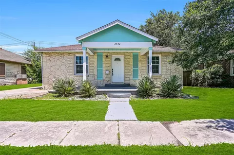 4924 Austin Dr, Galveston, TX 77551