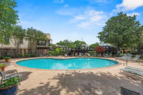 5711 Sugar Hill Dr #24, Houston, TX 77057
