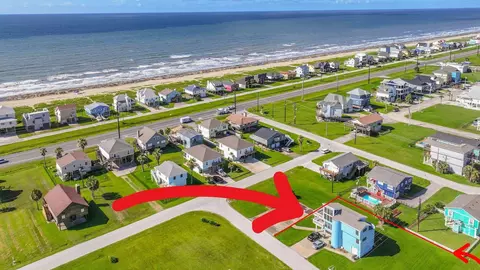 4224 Fort Bend Dr, Galveston, TX 77554