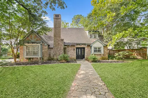 13107 Paradise Valley Dr, Houston, TX 77069