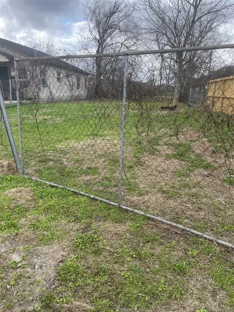 0 Kirk St, Houston, TX 77026