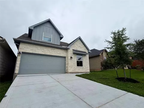 110 Cove Place Ct, Montgomery, TX 77356