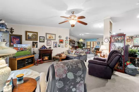 113 Preston Ave, Livingston, TX 77351