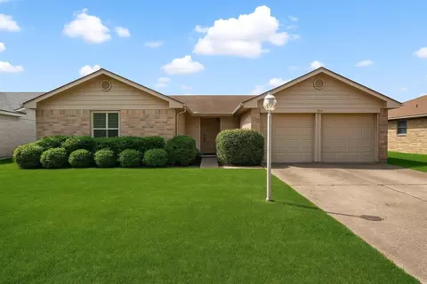 19907 Lions Gate Dr, Humble, TX 77338