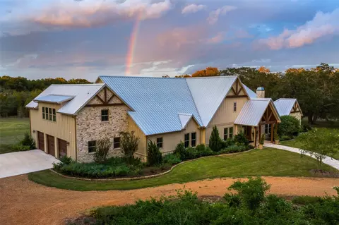2130 Hartfield Rd, Round Top, TX 78954